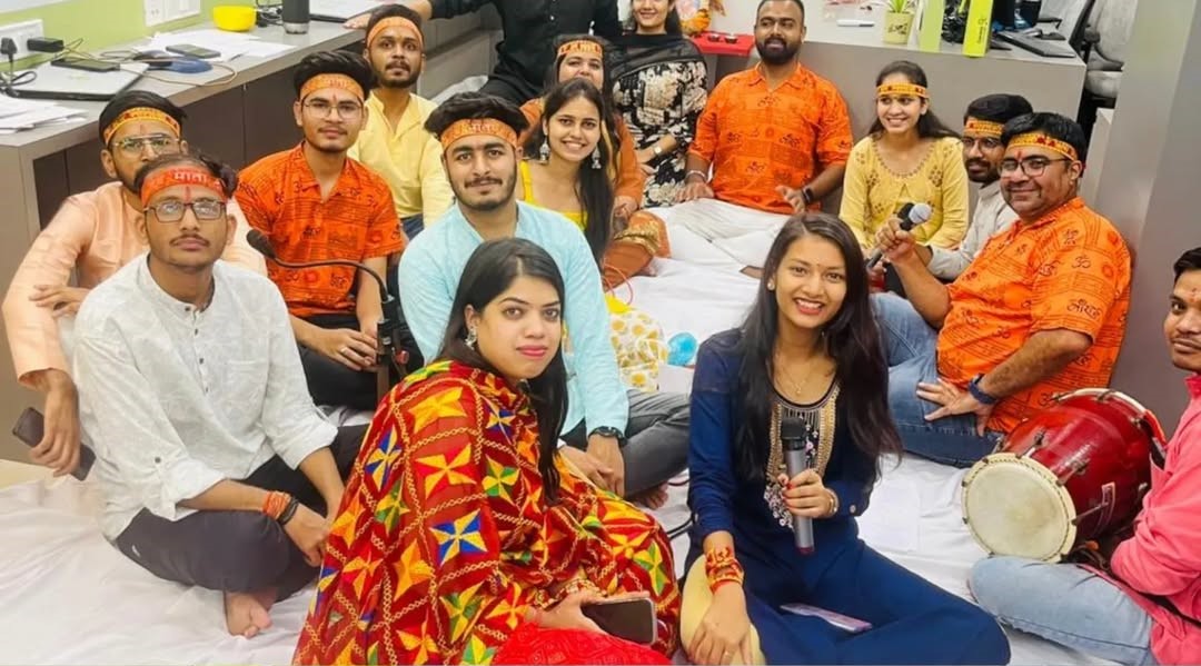 Team participating in the Mata Ki Chowki event